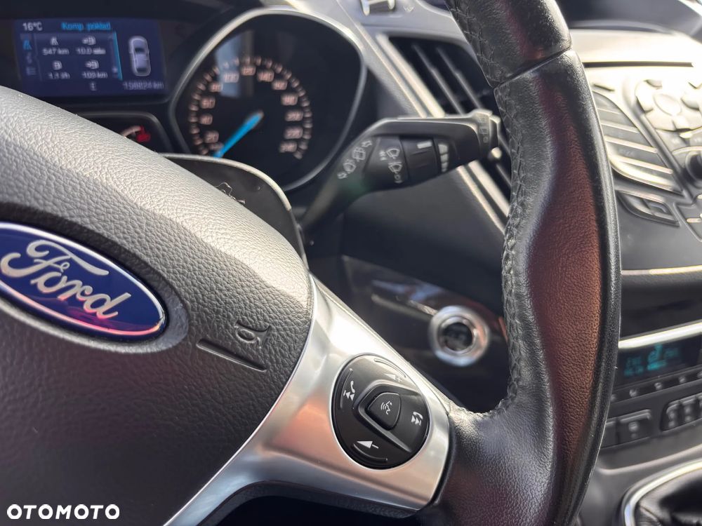 Ford Kuga 1.6 EcoBoost 2x4 Titanium - 31