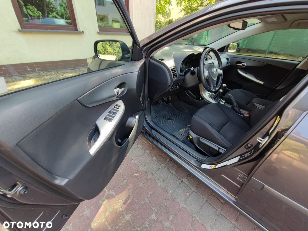 Toyota Corolla 1.6 VVT-i Prestige - 25