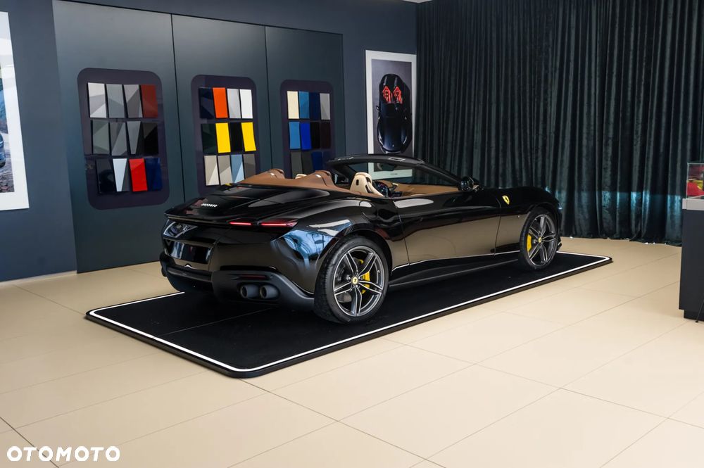 Ferrari Roma Spider - 7