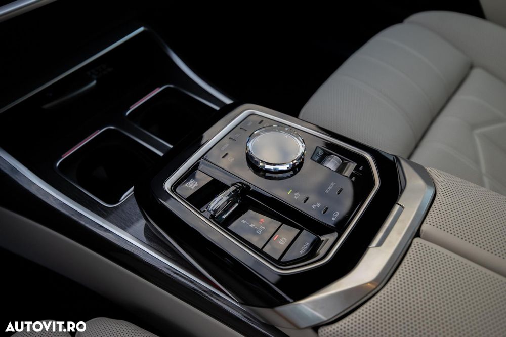 BMW Seria 7 - 19