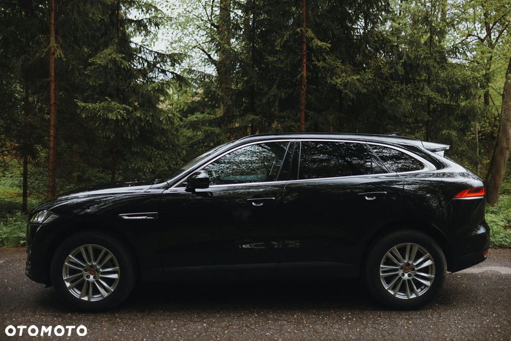 Jaguar F-Pace 25t AWD Prestige - 8
