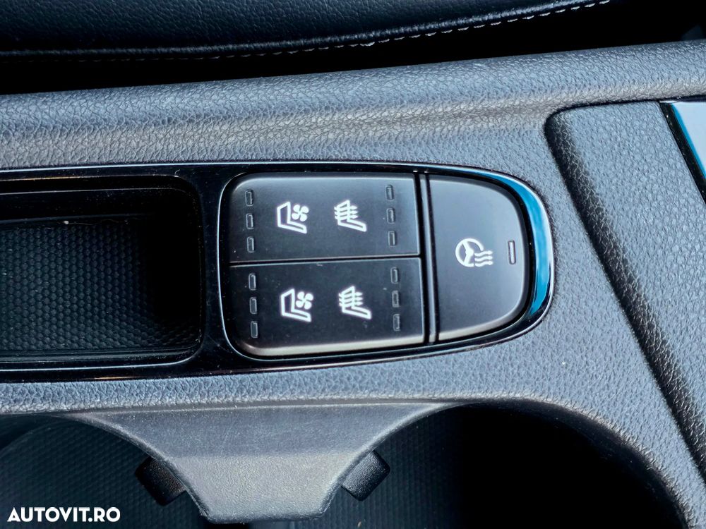 Kia Niro - 33