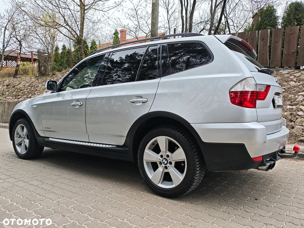 BMW X3 xDrive35d - 17