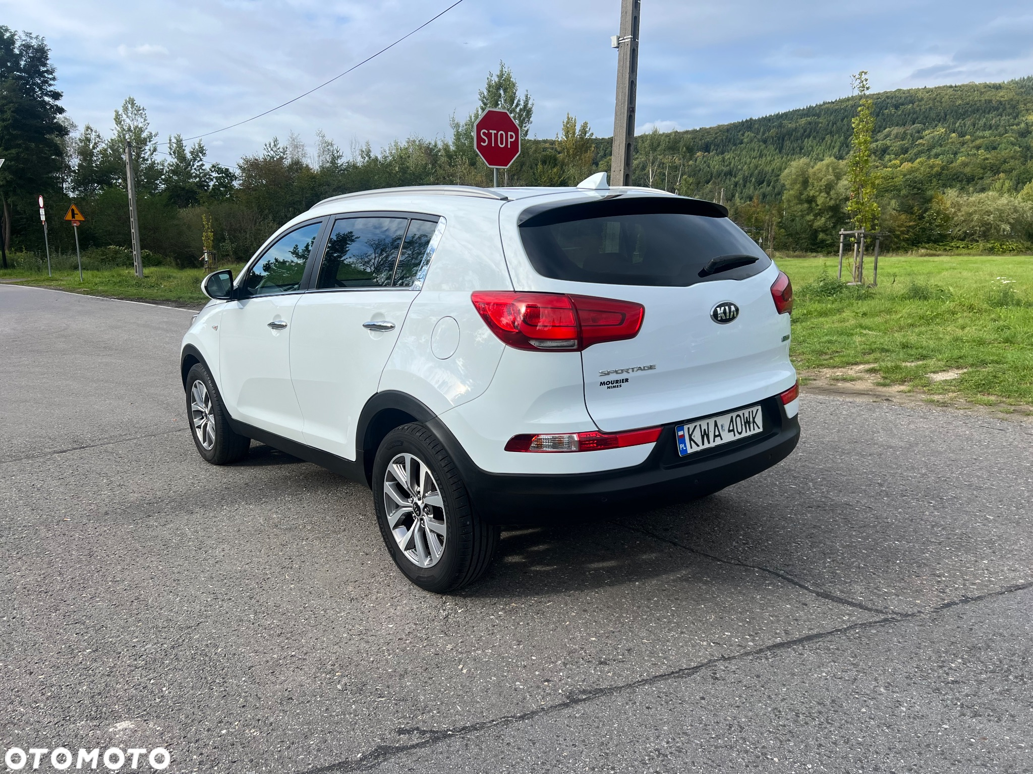 Kia Sportage 1.7 CRDI 2WD Dream-Team Edition - 4