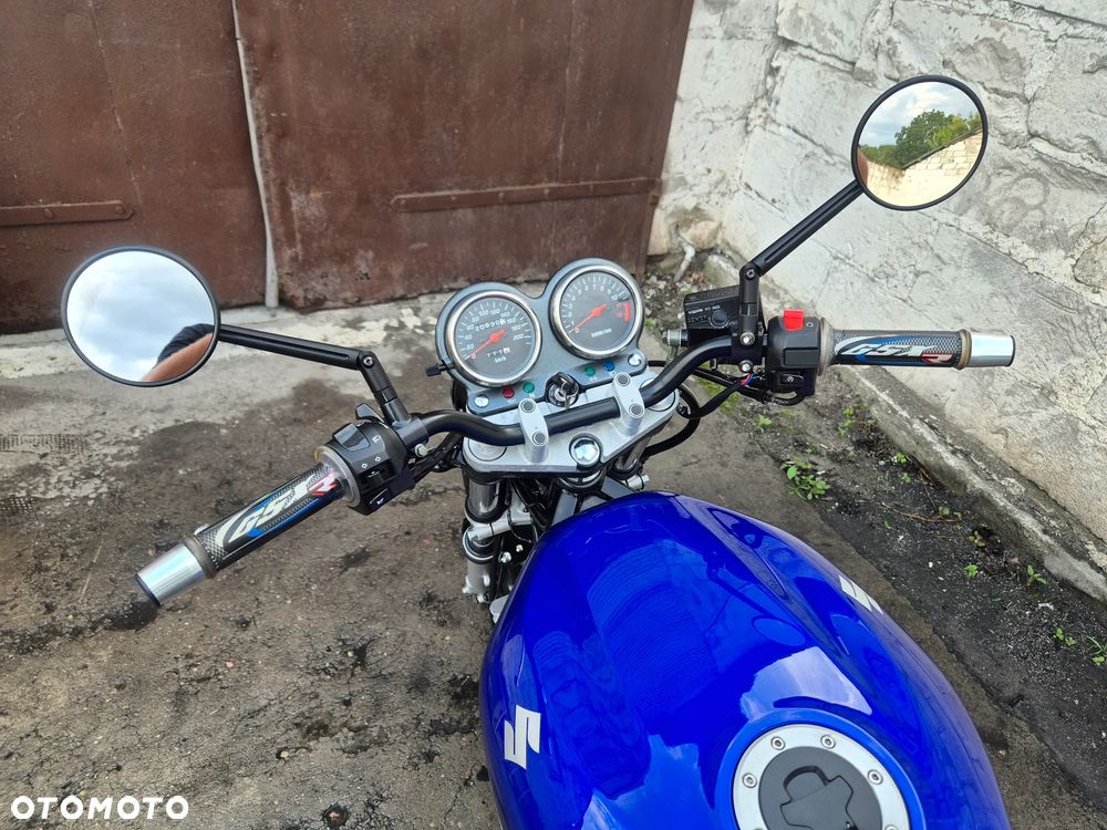 Suzuki GS - 9