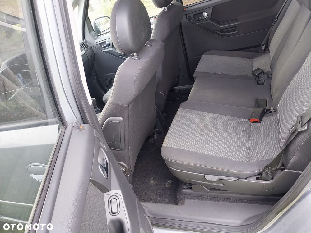 Opel Meriva - 16