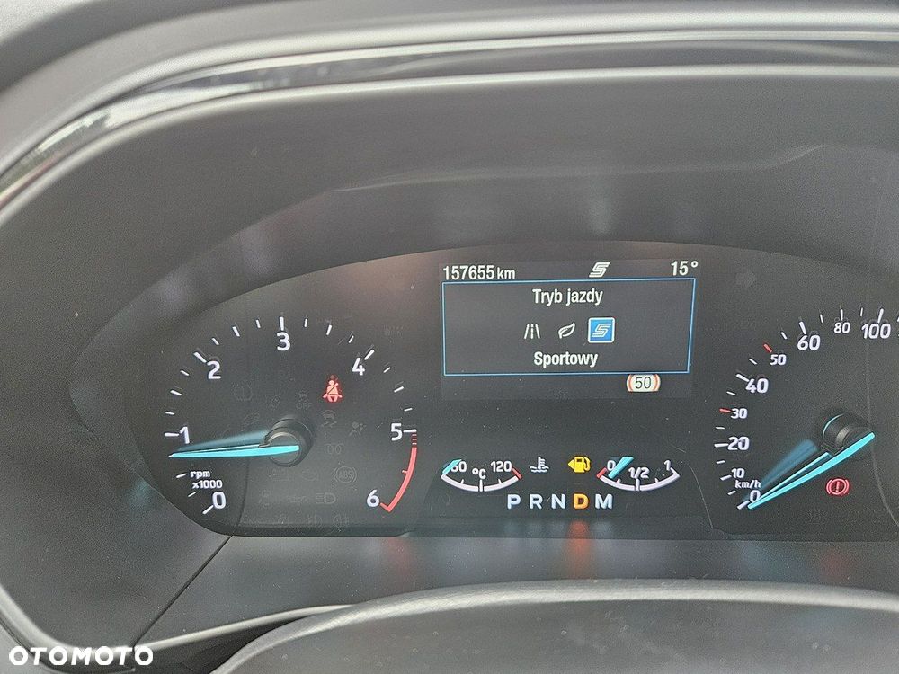 Ford Focus 1.5 EcoBlue Start-Stopp-System ST-LINE DESIGN - 23