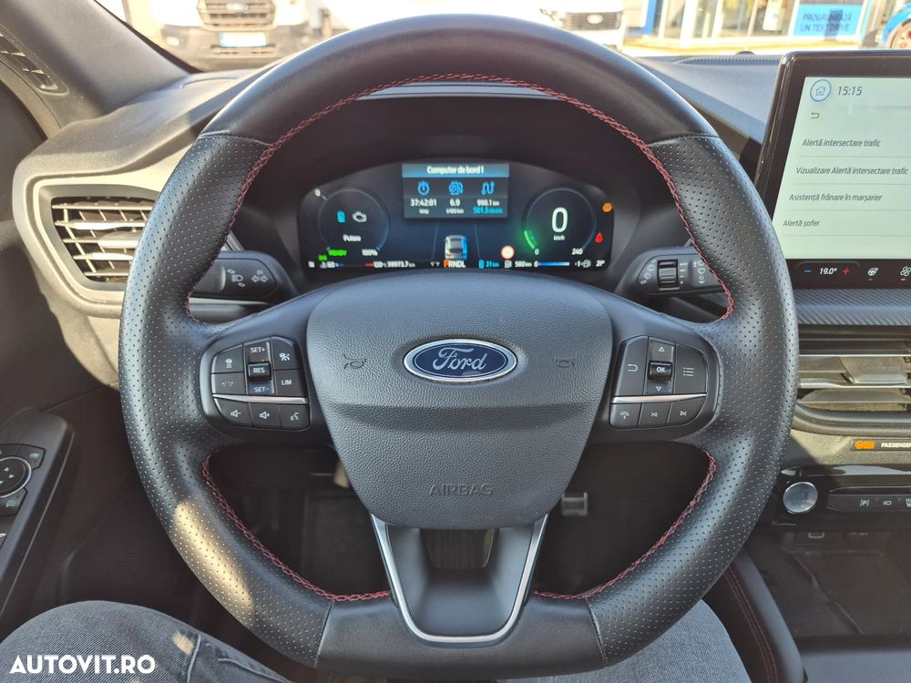 Ford Kuga 2.5 Duratec FWD PHEV ST-Line X - 33