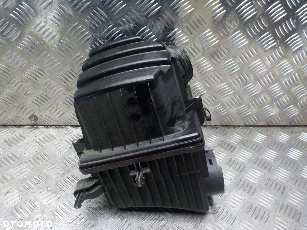 FIAT 500L 1.6 D OBUDOWA FILTRA POWIETRZA 1118623S01 - 1