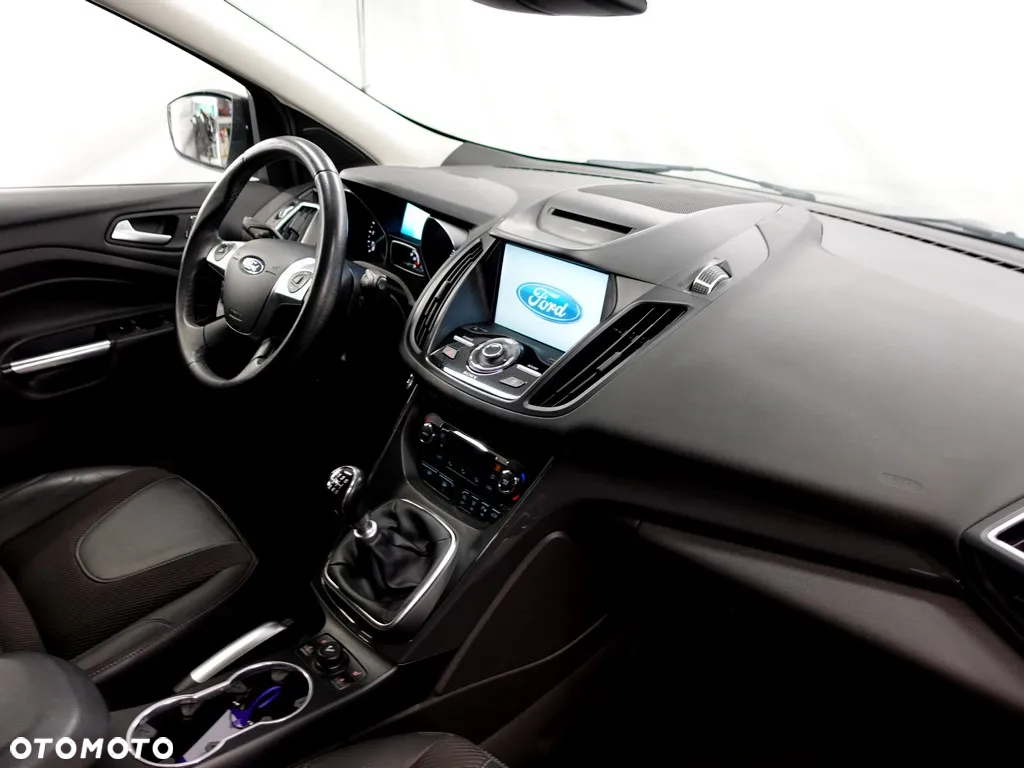 Ford Kuga 2.0 TDCi 4WD Titanium - 14