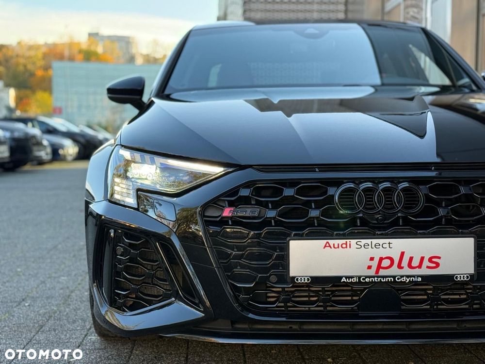 Audi RS3 Limousine - 9