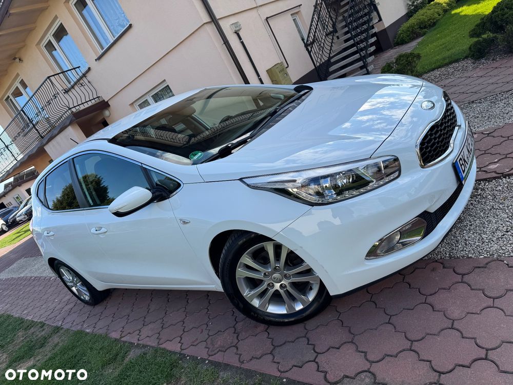 Kia Ceed 1.6 CRDi 128 Vision - 3