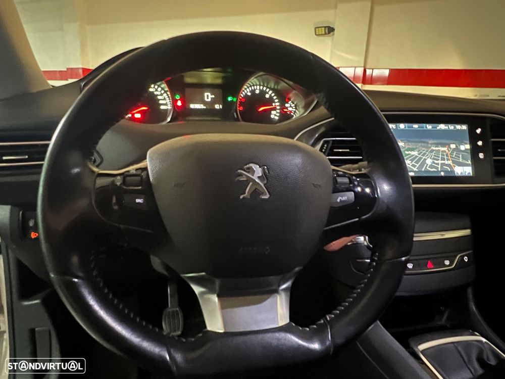 Peugeot 308 SW BlueHDi 120 Stop & Start Style - 4