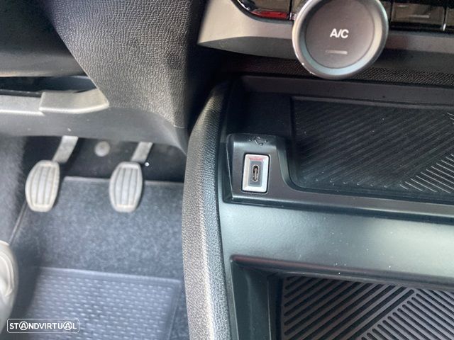 Citroën C4 1.2 PureTech Shine - 27