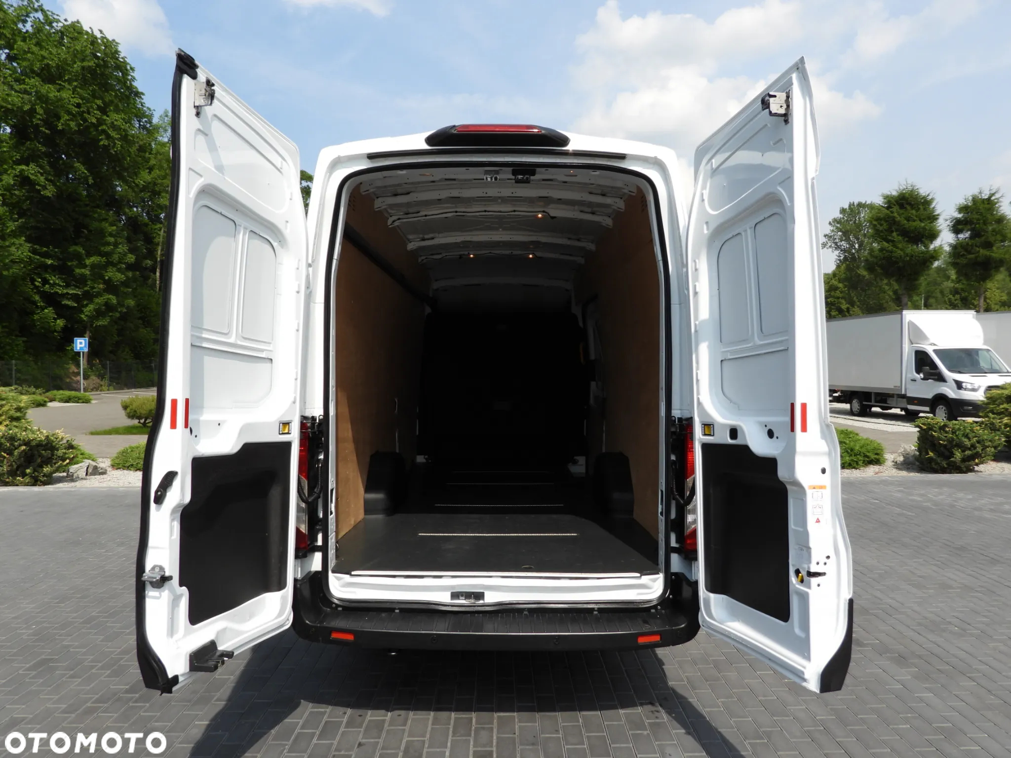 Ford TRANSIT  FURGON TEMPOMAT LEDY KLIMATYZACJA 130KM [ U82455 ] - 13