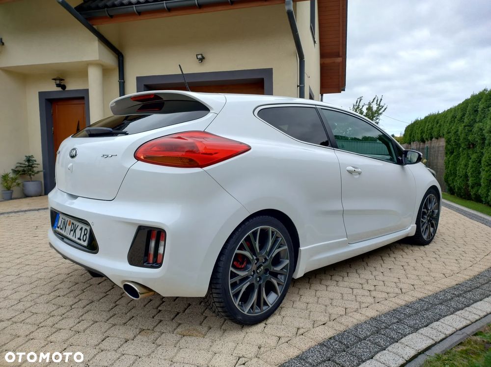 Kia Ceed 1.6 T-GDI GT - 5