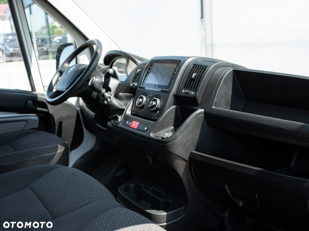 Opel Movano - 24