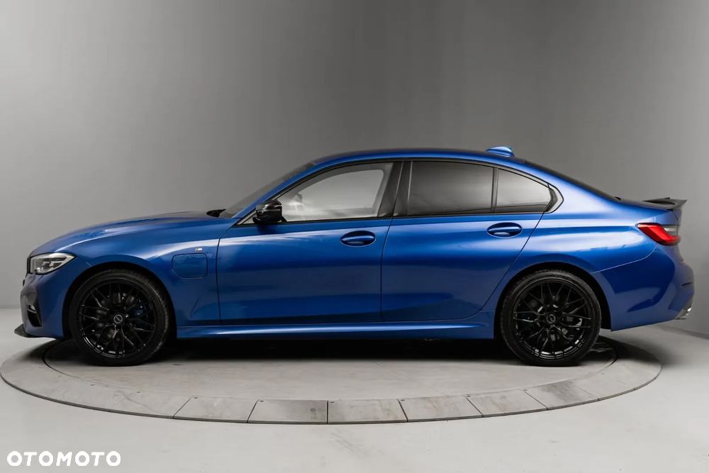 BMW Seria 3 330e Sport - 3