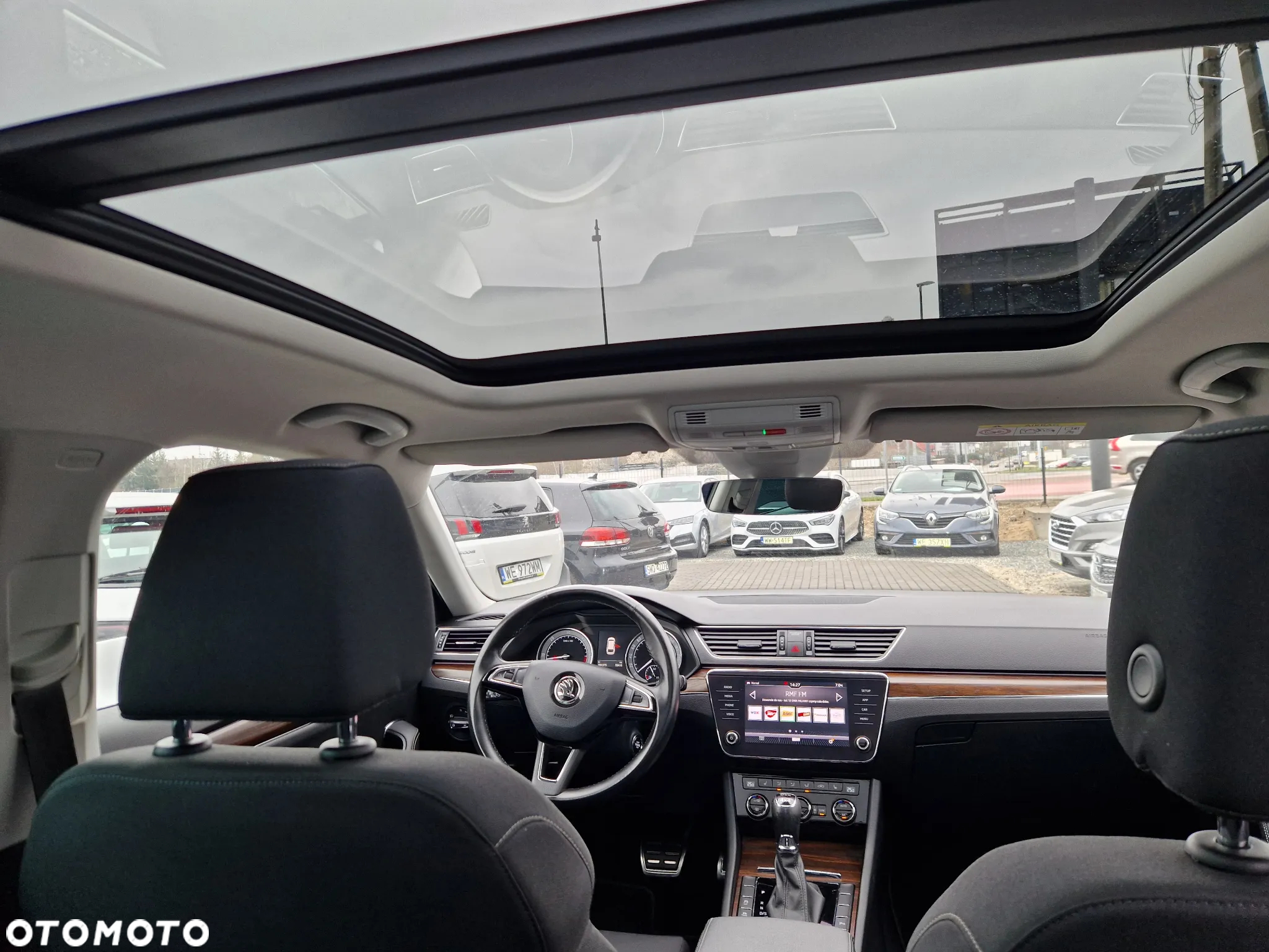 Skoda Superb 2.0 TDI SCR 4x4 Scout DSG - 23