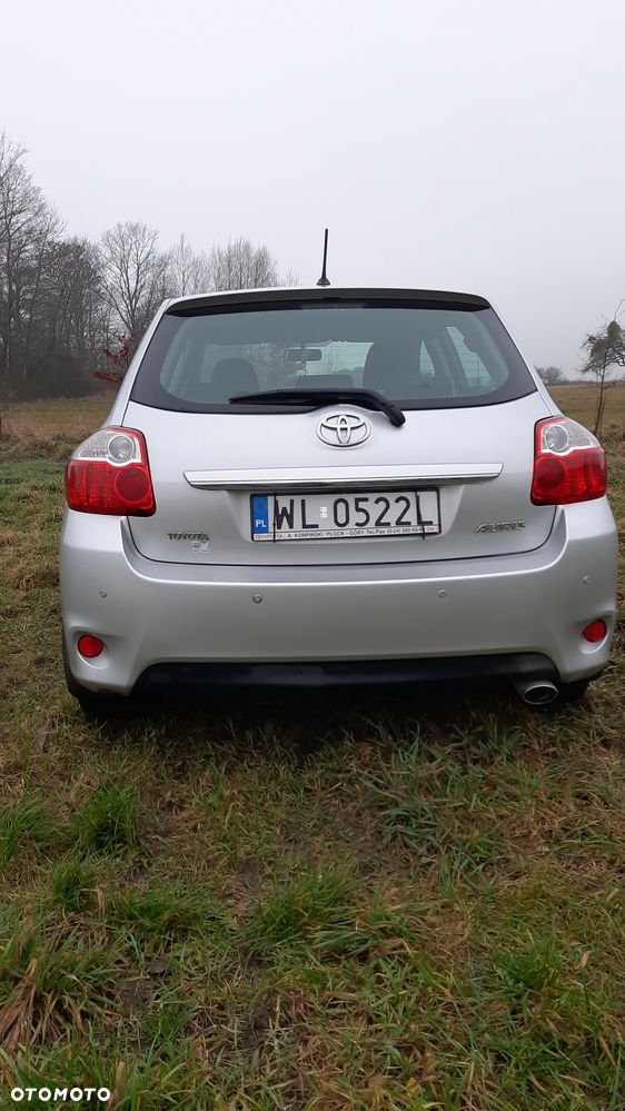 Toyota Auris 1.6 2010 - 18
