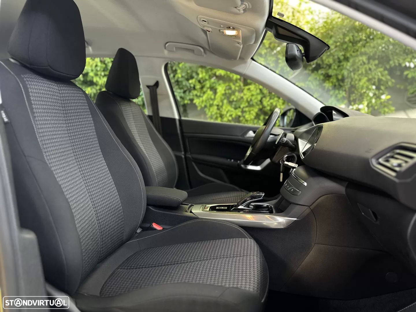 Peugeot 308 PureTech 130 EAT8 Active Pack - 18