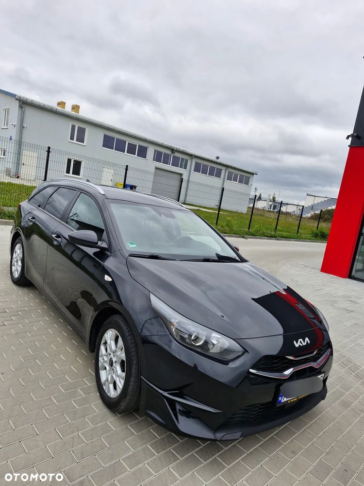 Kia Ceed - 1