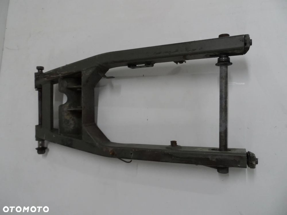 CAGIVA W 16 wahacz tył - 5