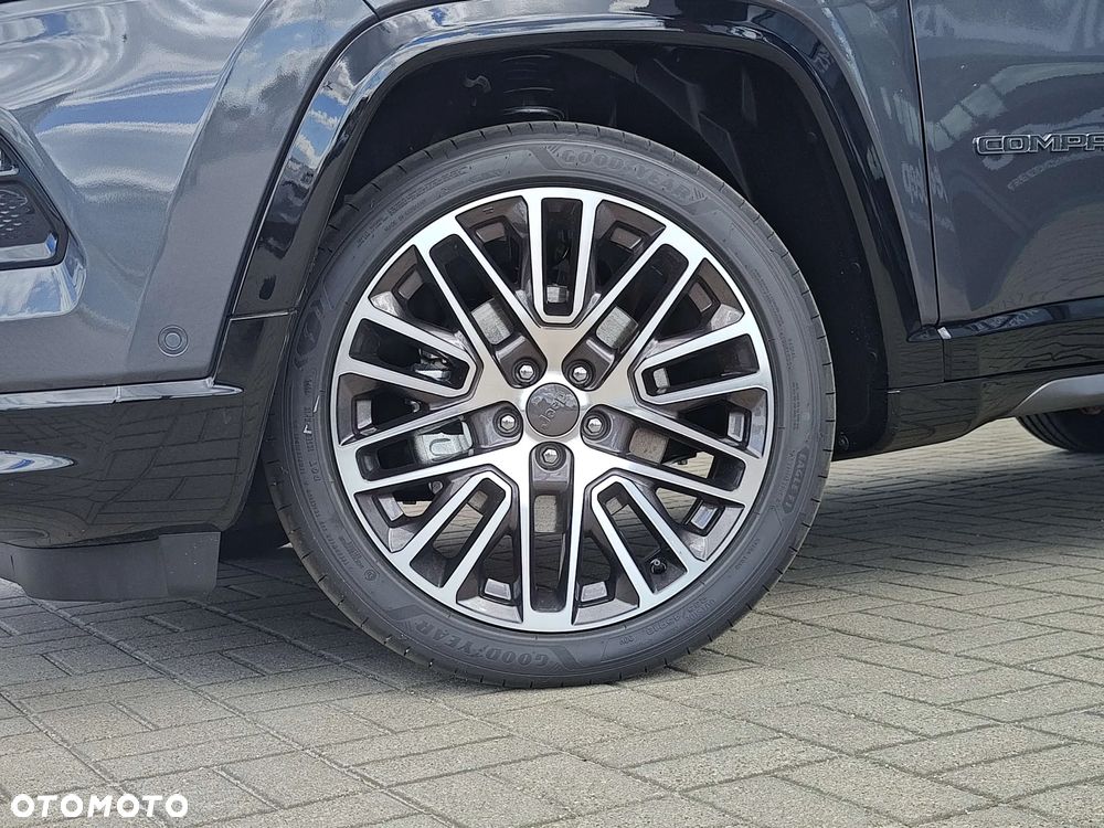 Jeep Compass 1.5 T4 mHEV Summit FWD S&S DCT - 17