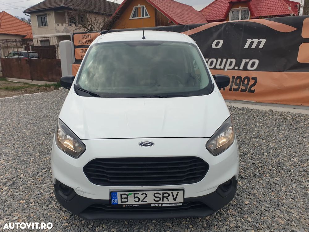 Ford Tourneo Courier - 2
