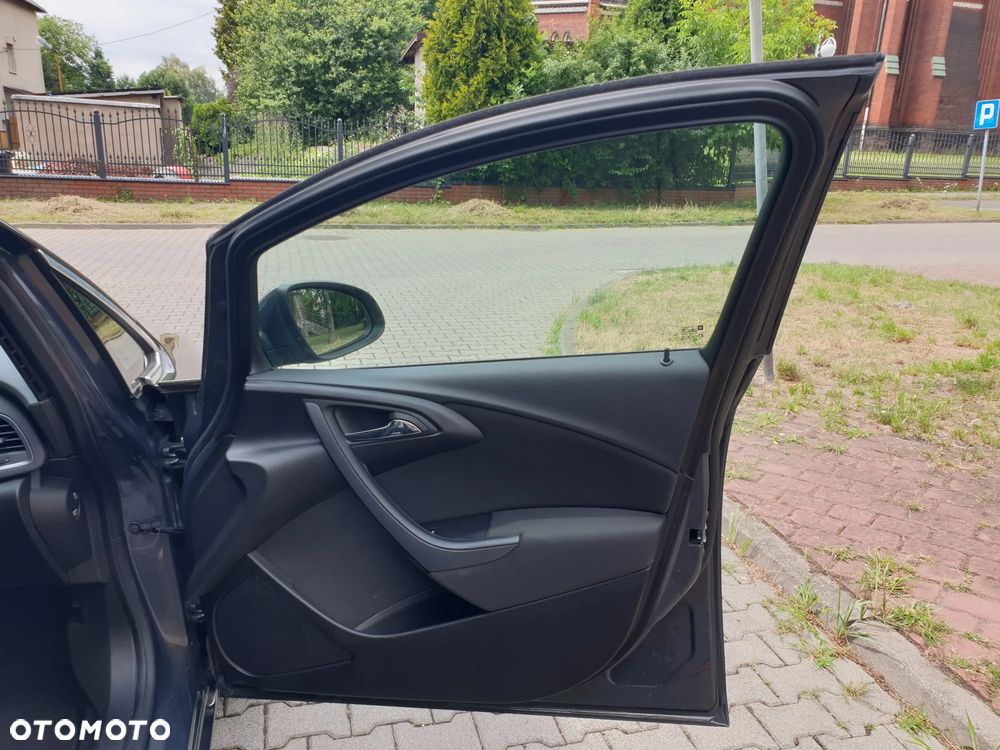 Opel Astra 1.4 Turbo Cosmo - 31