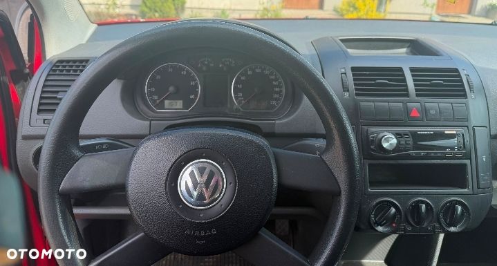 Volkswagen Polo 1.4 16V Comfortline - 7