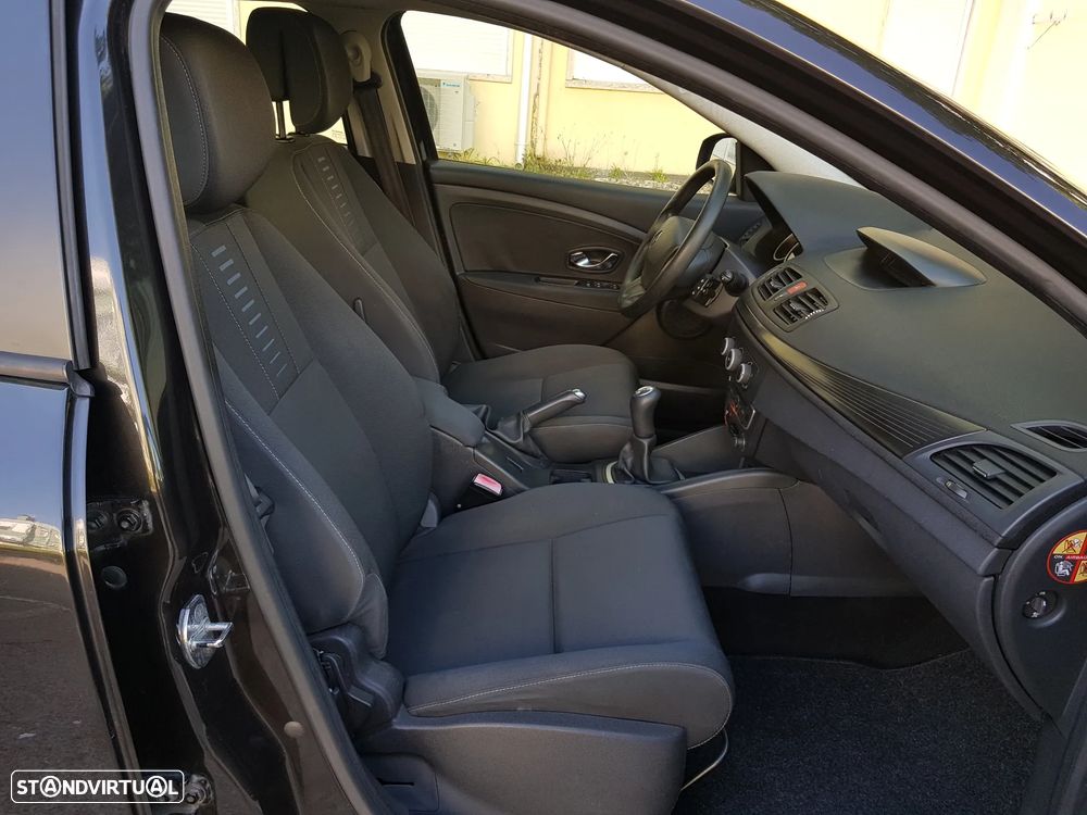Renault Mégane Sport Tourer 1.5 dCi Dynamique - 30