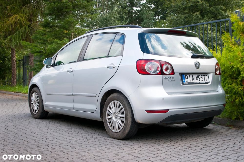 Volkswagen Golf 1.4 MATCH - 2