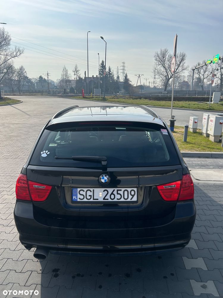 BMW Seria 3 320d - 12