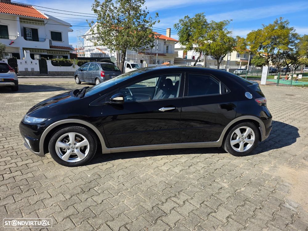 Honda Civic 1.4 i-VTEC Comfort - 4