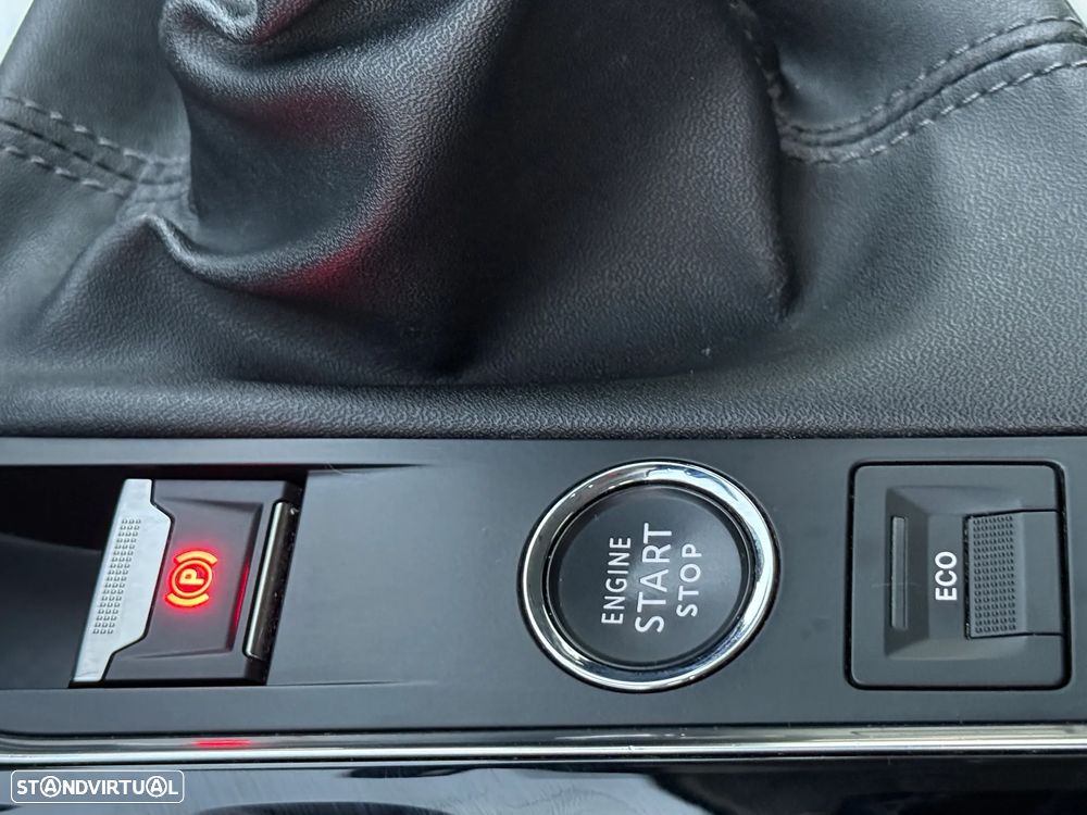 Peugeot 3008 1.5 BlueHDi Allure Pack - 46