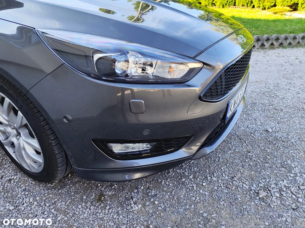Ford Focus Turnier 1.5 EcoBoost Start-Stopp-System ST-Line - 9