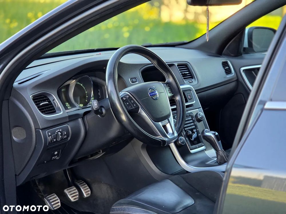 Volvo V60 D4 Drive-E R-Design Summum - 7