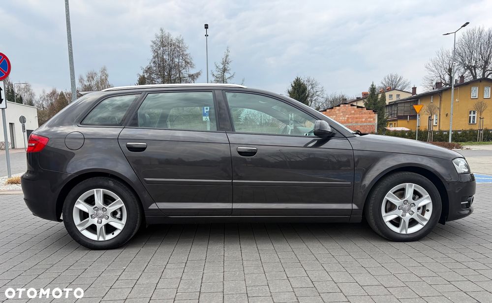 Audi A3 Sportback - 17