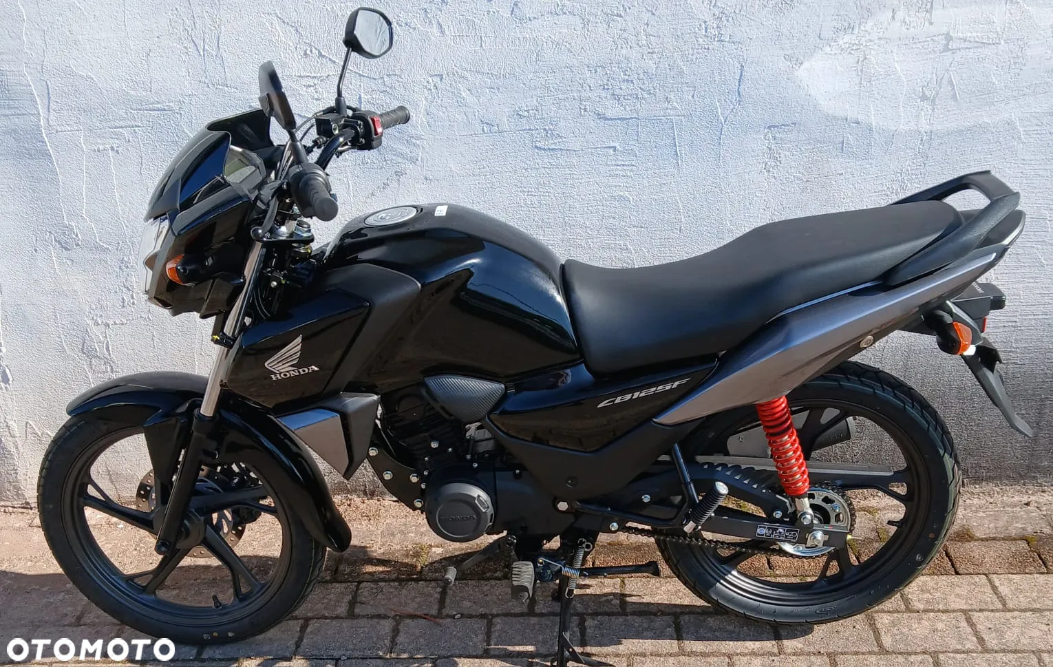 Honda CBF - 4