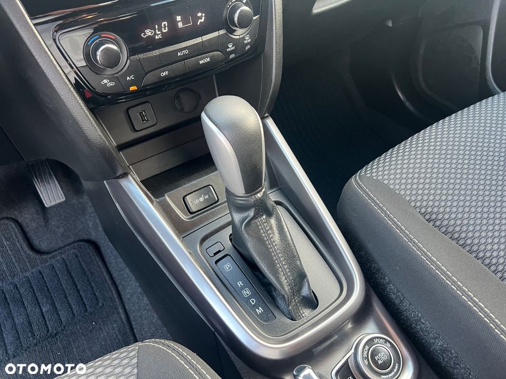 Suzuki Vitara 1.0 Boosterjet Premium 4WD - 17