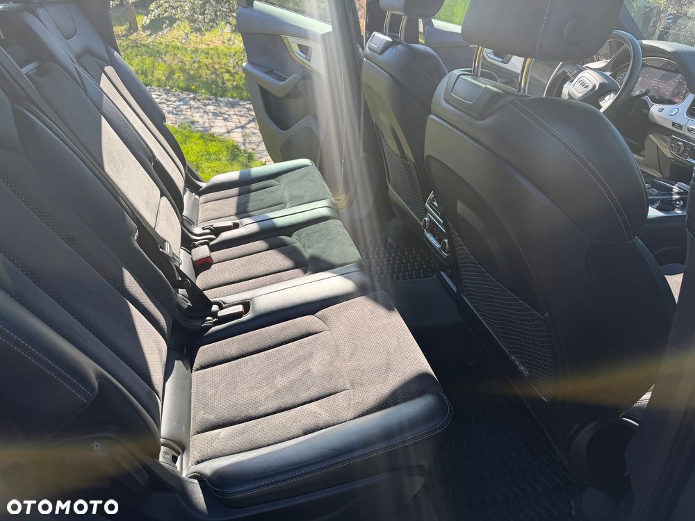 Audi Q7 45 TDI mHEV Quattro S Line Tiptr - 12