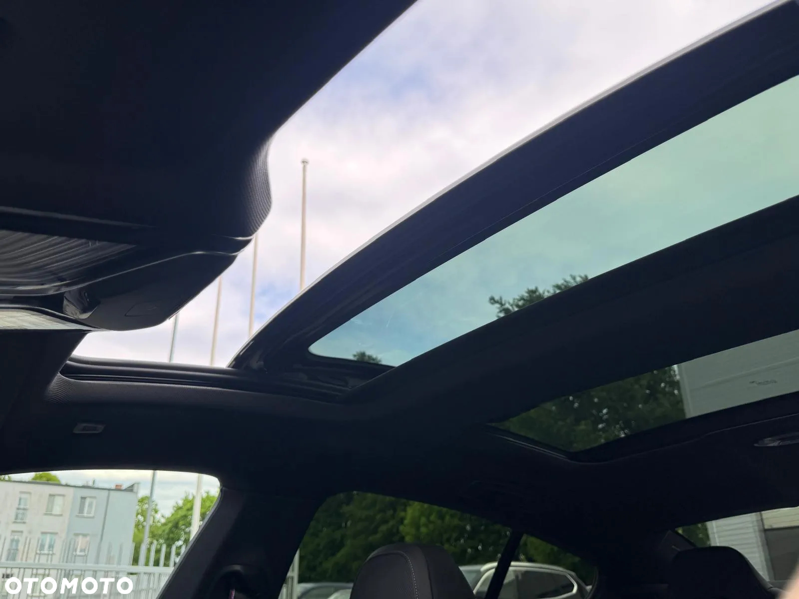 BMW Seria 8 - 29
