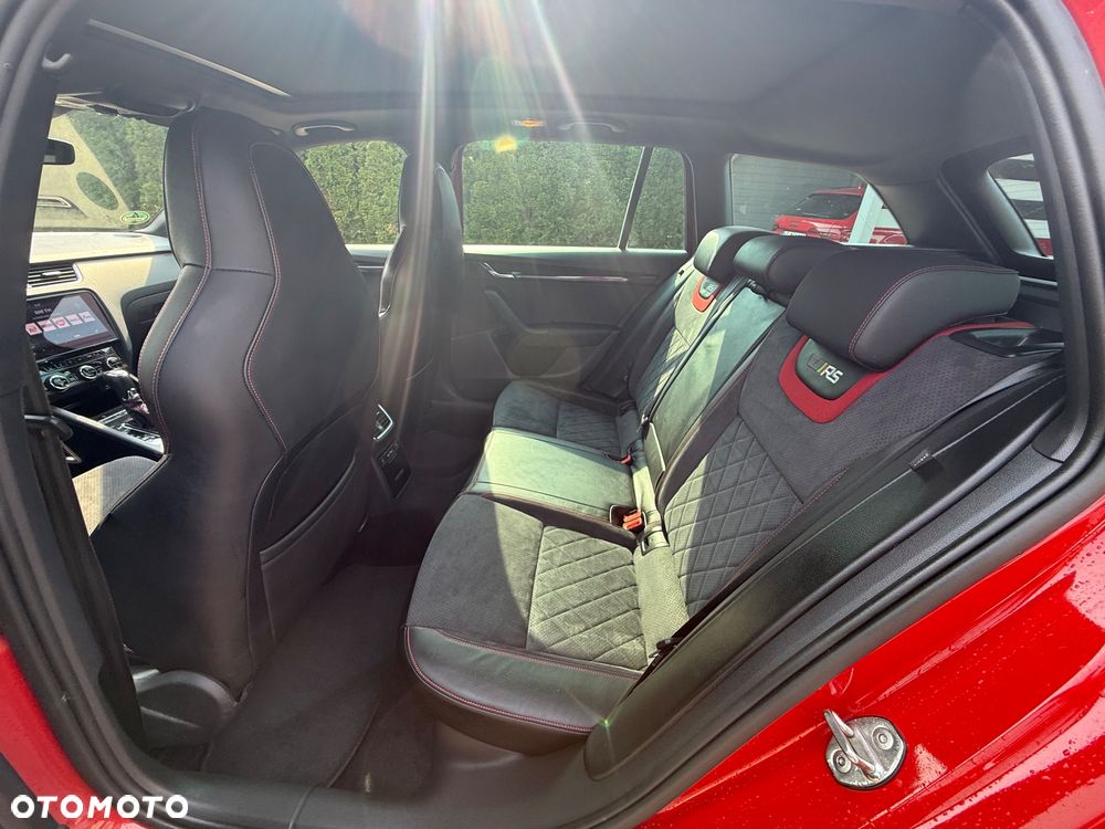 Skoda Octavia 2.0 TDI 4x4 DSG RS - 20