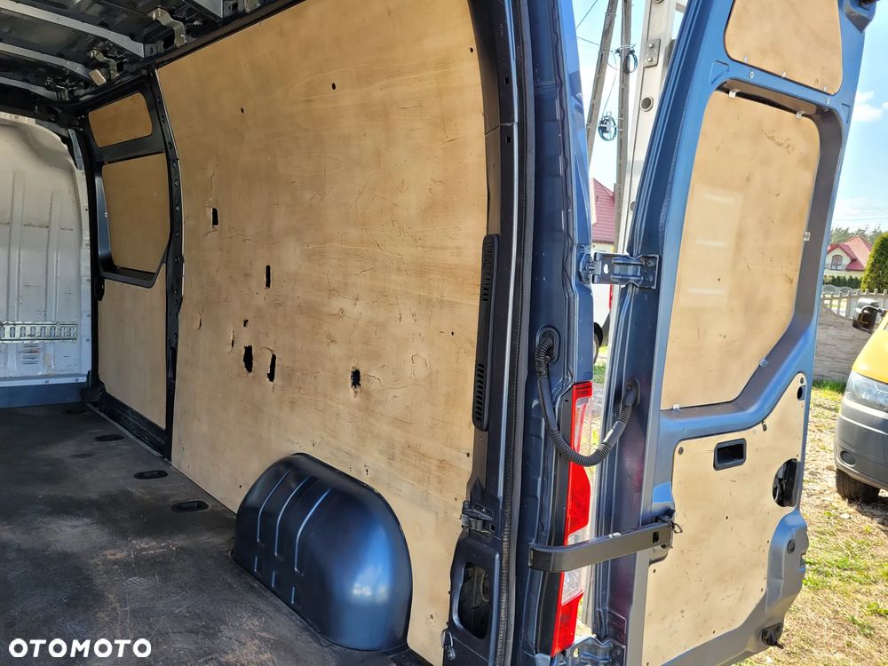 Renault Master - 9
