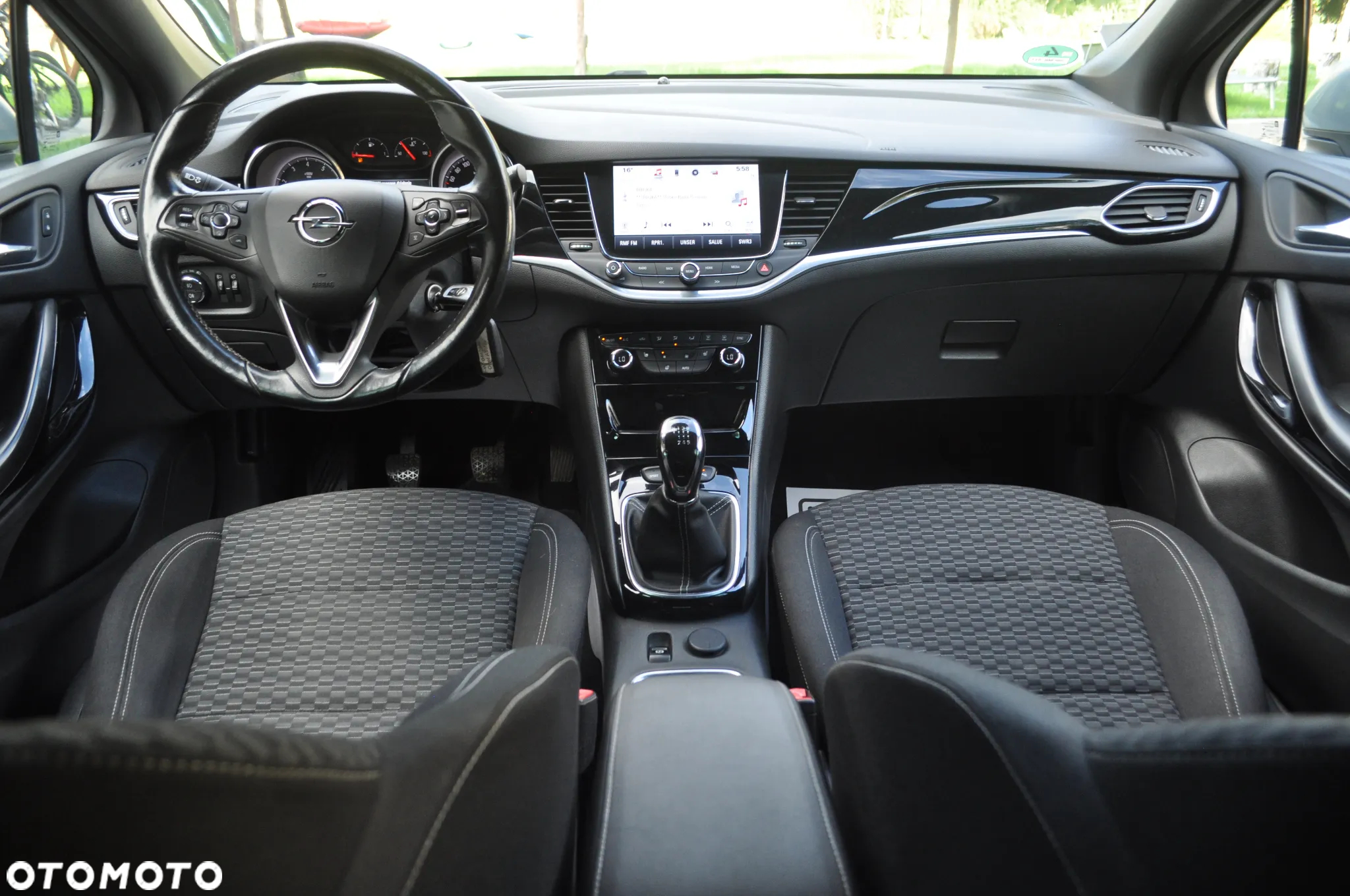 Opel Astra 1.4 Turbo Dynamic - 30