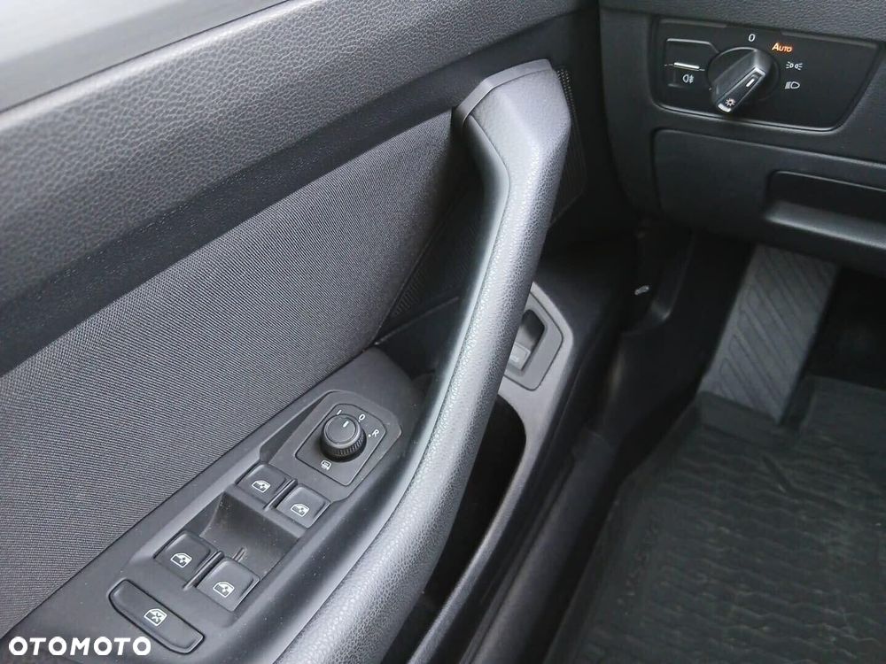 Volkswagen Passat 1.5 TSI EVO Essence - 24