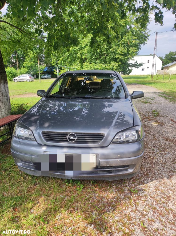 Opel Astra - 1