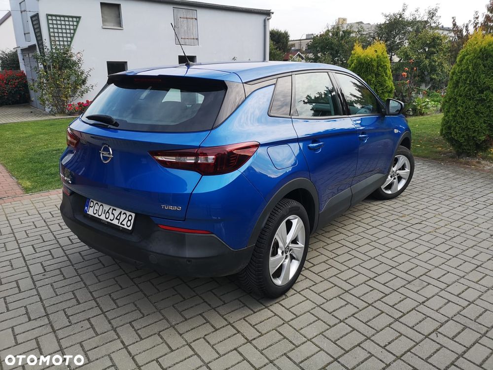 Opel Grandland X 1.2 T Enjoy S&S - 10