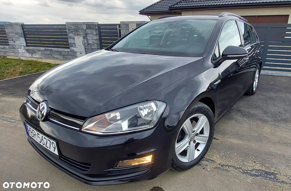 Volkswagen Golf - 5